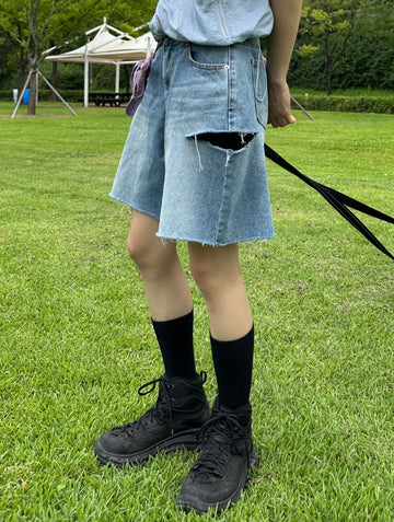 SIDE SLIT DENIM HALF PT